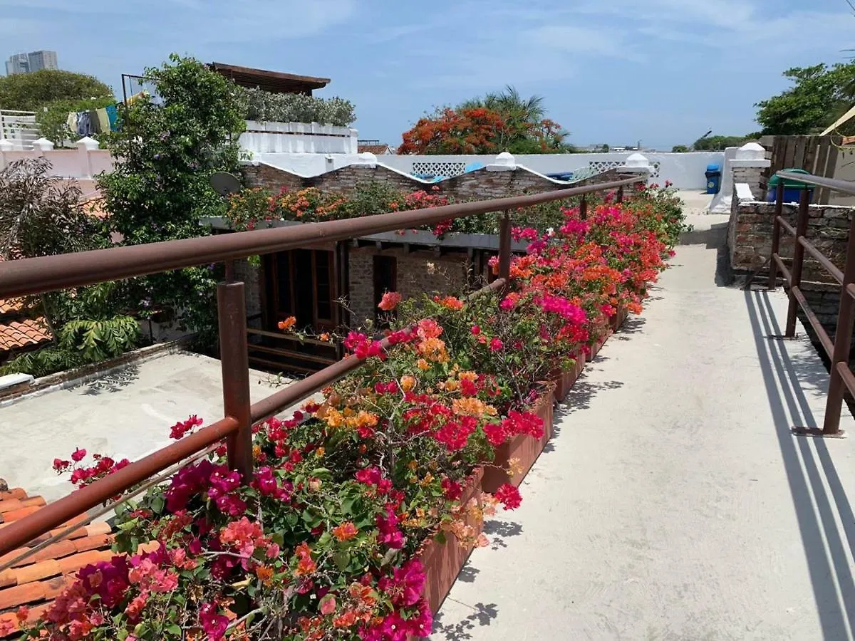 Friends To Be Bed & Breakfast Cartagena